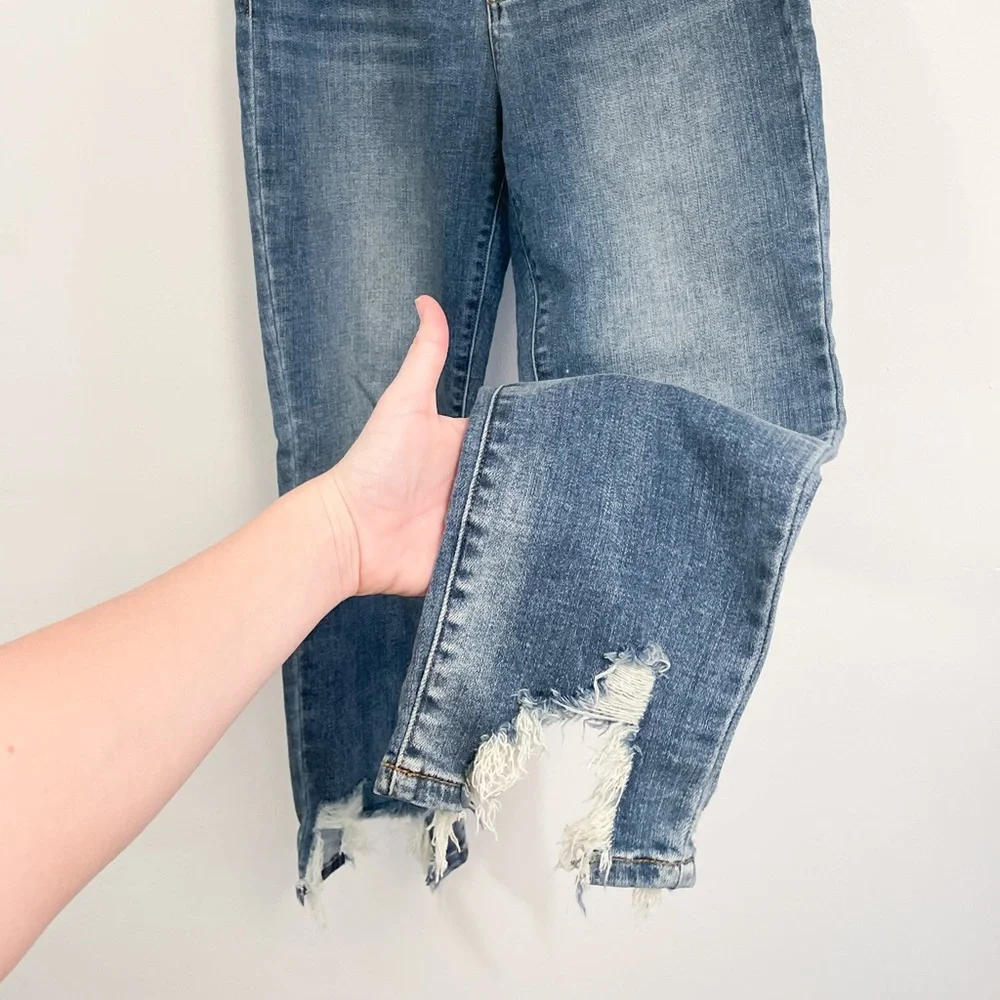 Judy Blue Slim Fit tapered leg distressed jean size 29 - Picture 2 of 10